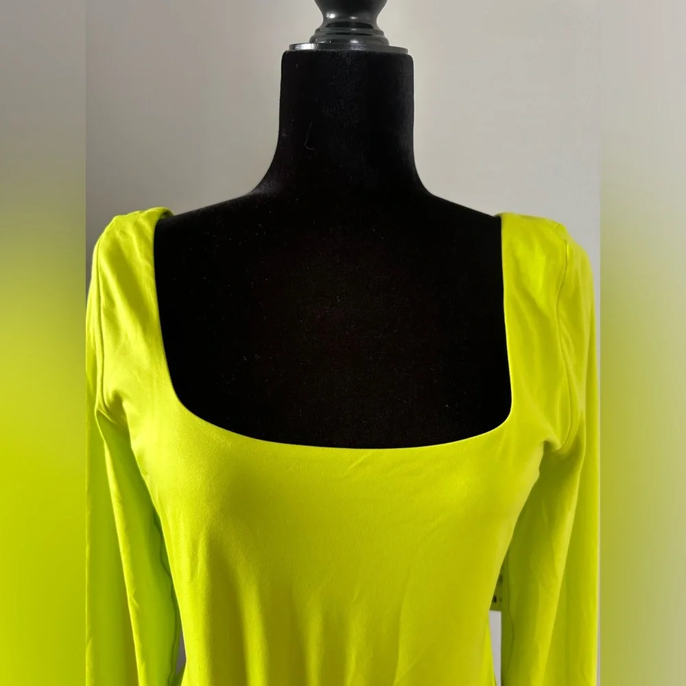 Wundermost Ultra-Soft Nulu Square-Neck Long-Sleeve Bodysuit - Picture 3 of 8